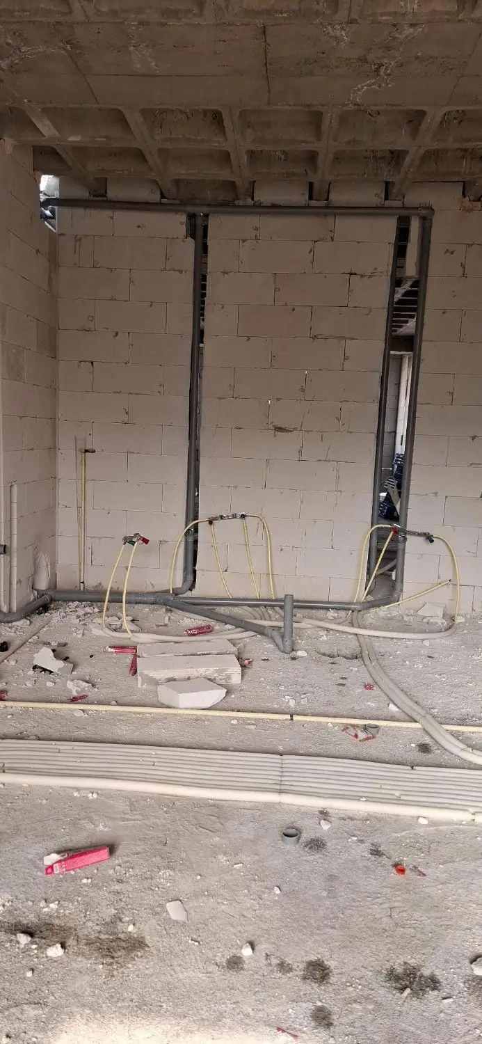 لوله کشی گاز آب فاضلاب پکیج تخریب