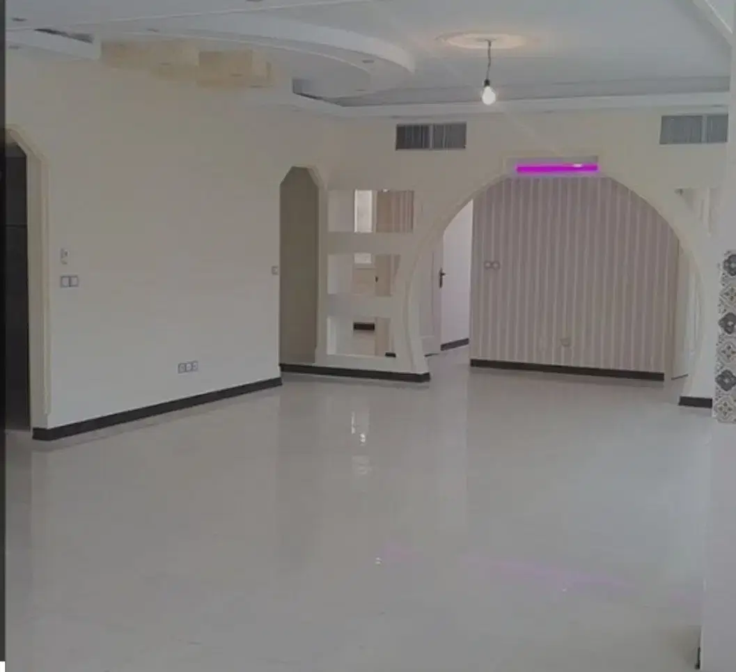 نقاشی ساختمان ساده و طرح کاغذ دیواری