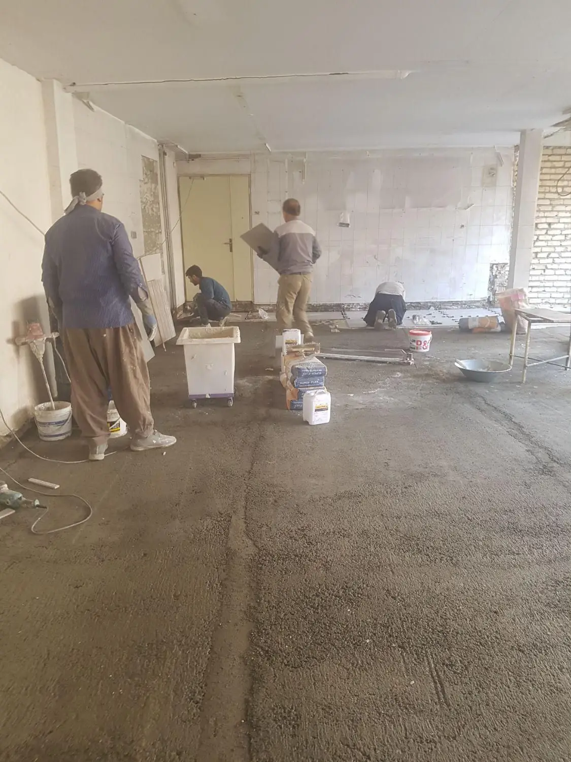 تخریب باز سازی داخل واحد