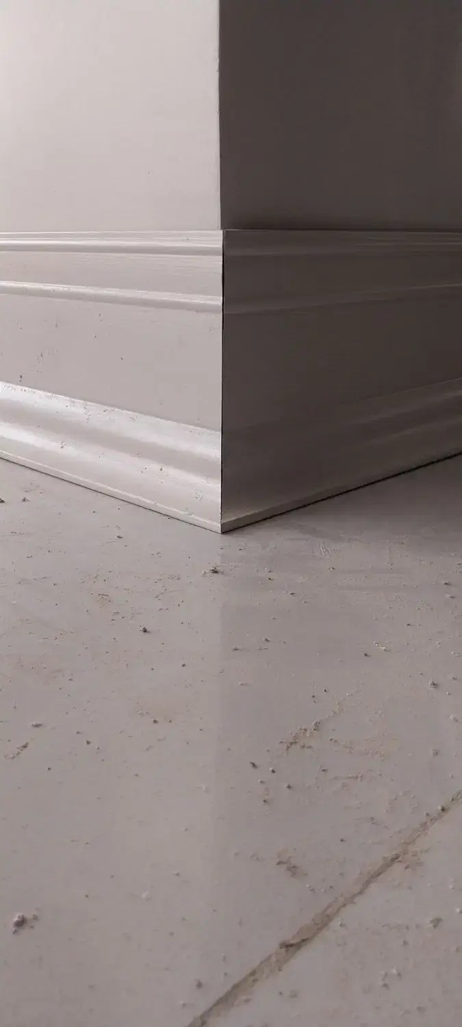 نصاب پارکت . قرنیز . سقف کاذب