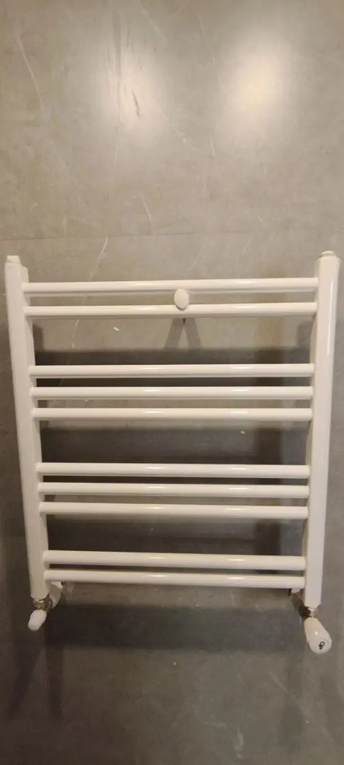 نصب شیرآلات و رادیاتور و لوله کشی