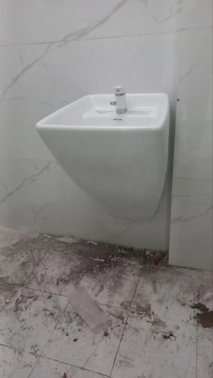 لوله کش آب فاضلاب پمپ تعمیرات شیرالات