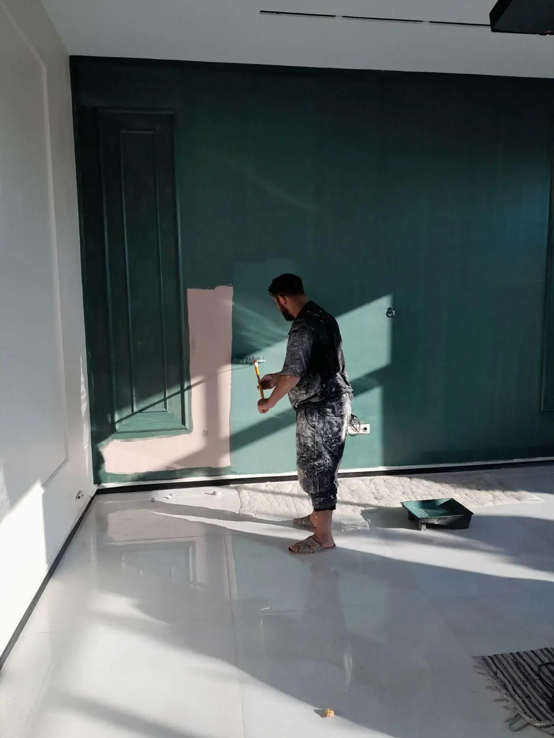 نقاشی نقاش ساختمان ارس