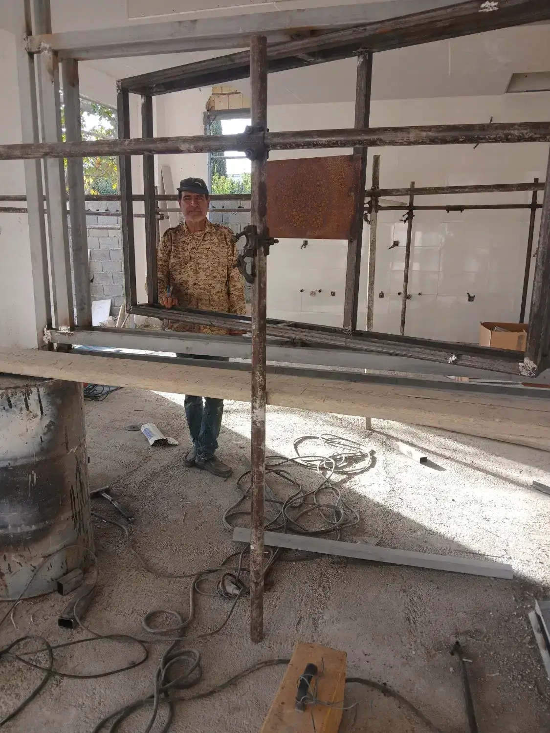 سیمانکاری نصب کاشی سرامیک