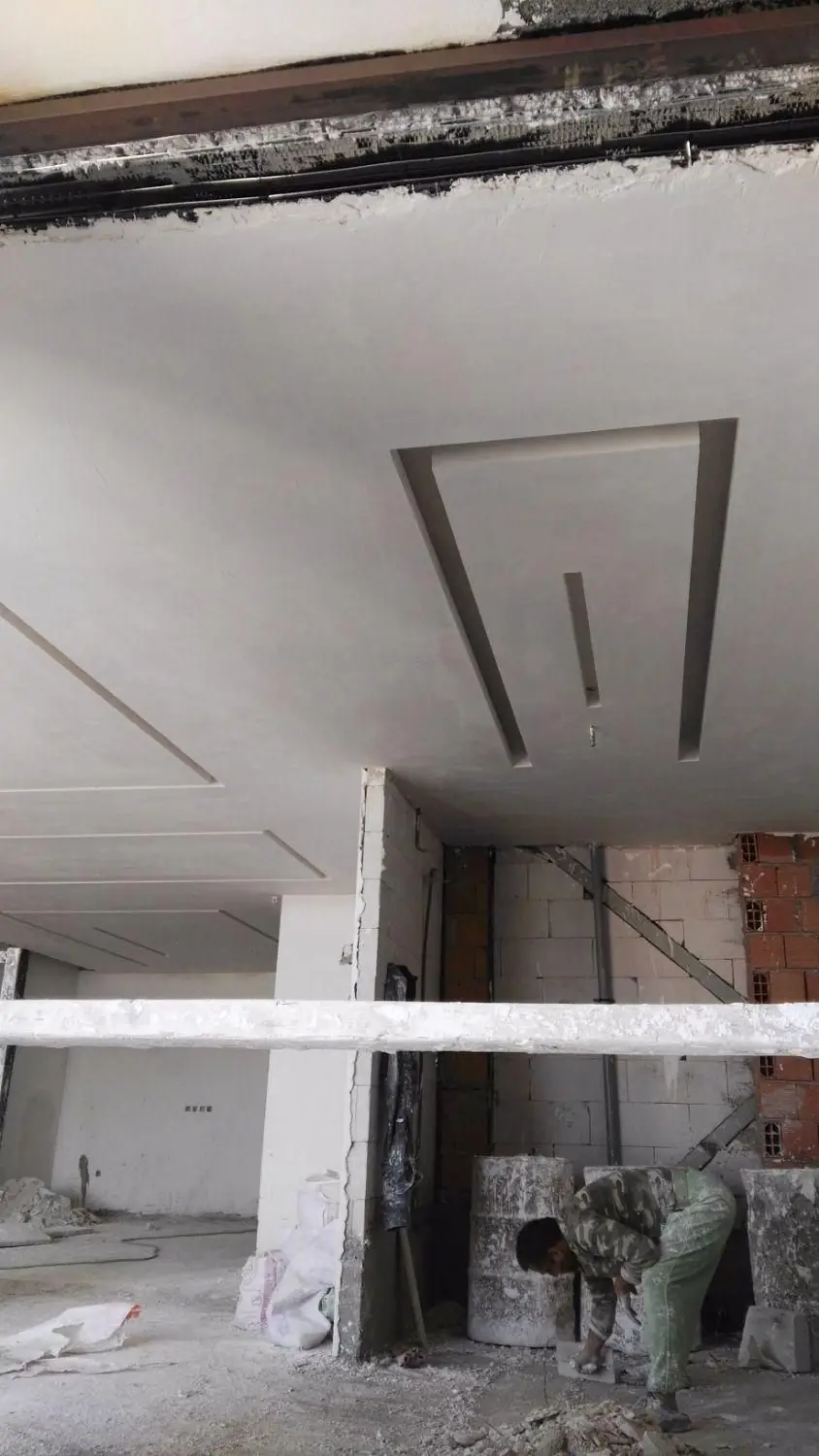 گچکاری و لکه گیری