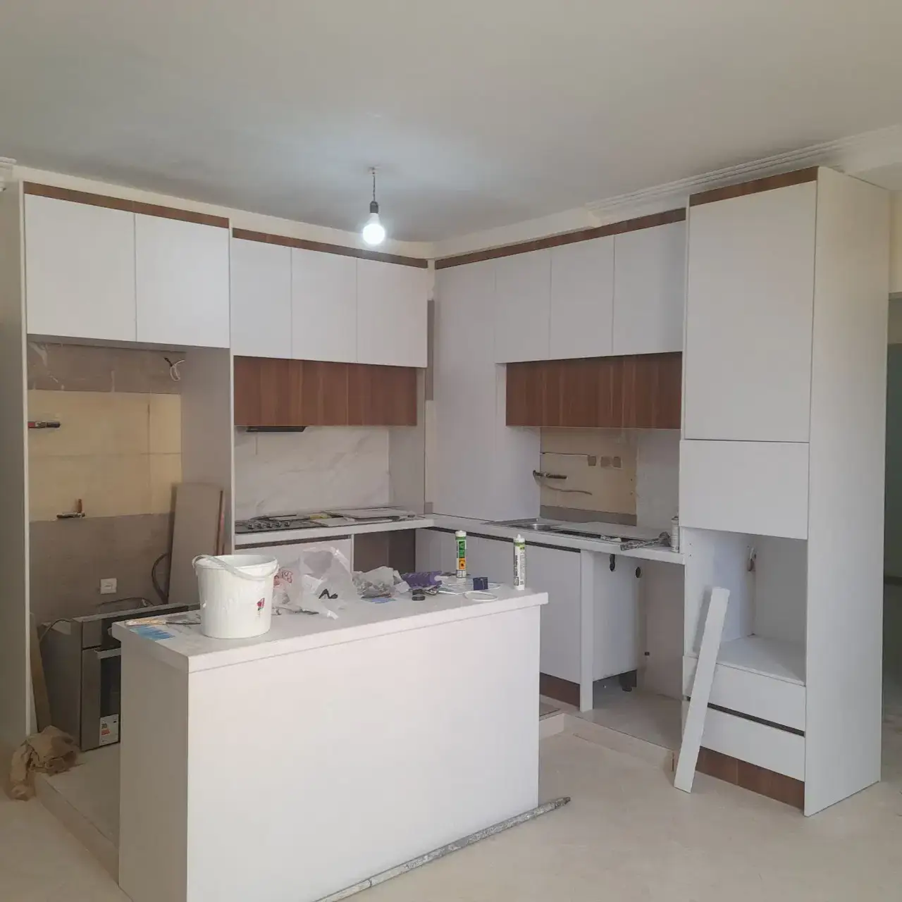 تعغیرات ،تعمیرات ،گچکاری ،کاشیکاری،بازسازی نقاشی