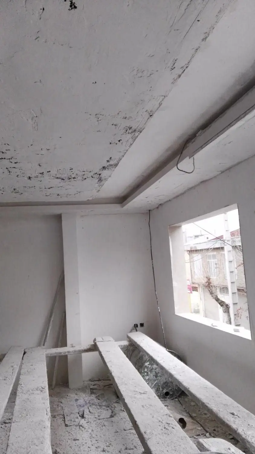 گچکاری و لکه گیری