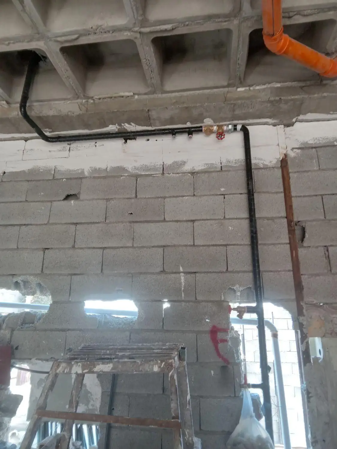 لوله کشی گاز وخرده کاری