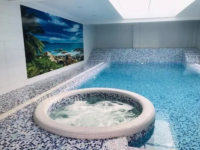 گروه استخر سازان البرز