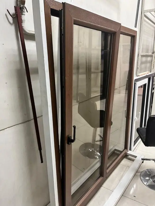 ساخت و نصب و تعمیر در و پنجره و توری